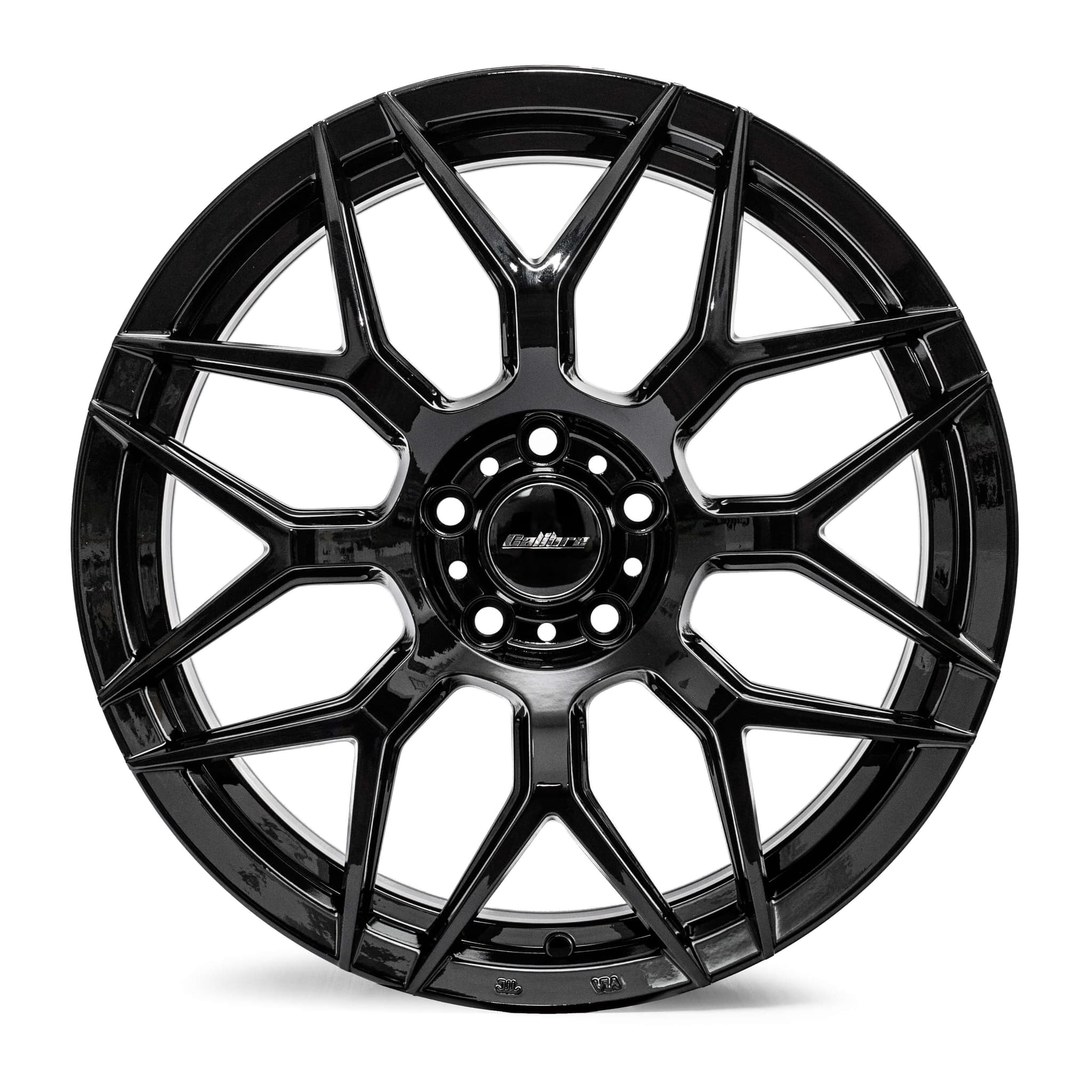 Calibre Spa in Gloss Black